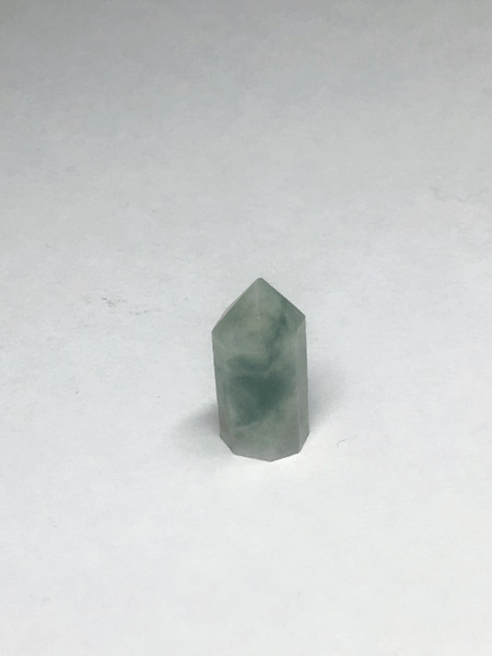 糸魚川翡翠(ジェイド)八角柱 糸魚川翡翠(ジェイド)八角柱